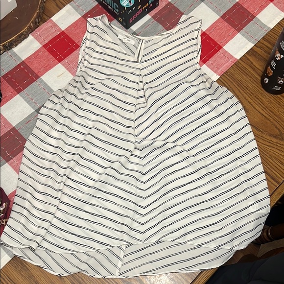 Maurices White and Black Striped Blouse - Picture 1 of 1